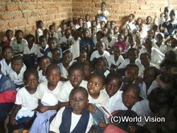 コンゴ民主共和国のとある小学校にて