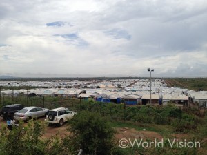 UNハウス国内避難民キャンプ。約21,000人が暮らす